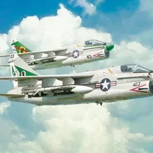 Italeri 1:72 A-7E Corsair II v:7325541
