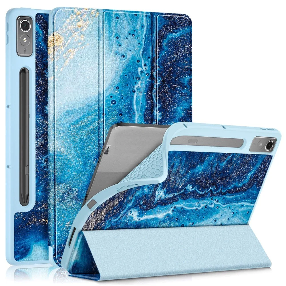 Lenovo Tab P12 Tri-Fold Deksel i Kunstskinn med Penneholder – Vann v:9347009 Lenovo Tab P12 Tri-Fold Deksel i Kunstskinn med Penneholder – Vann v:9347009