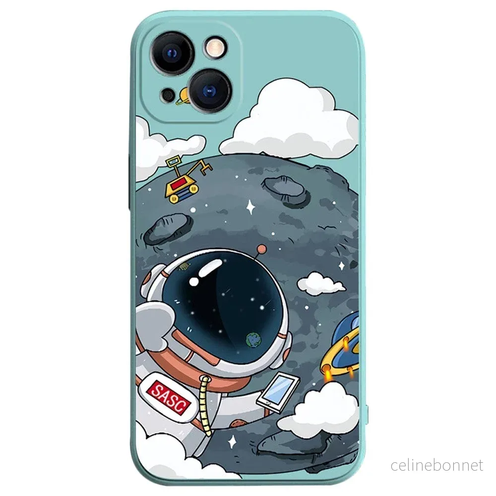 iPhone 14 Plus Fleksibelt Deksel av Plast med Trykk - Astronaut På Mån v:1274163